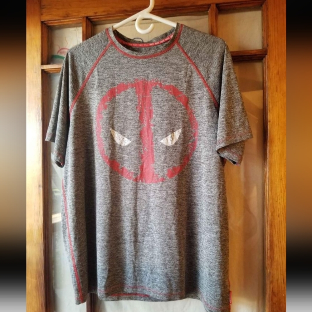 Marvel Deadpool  Licensed Shirt Lg